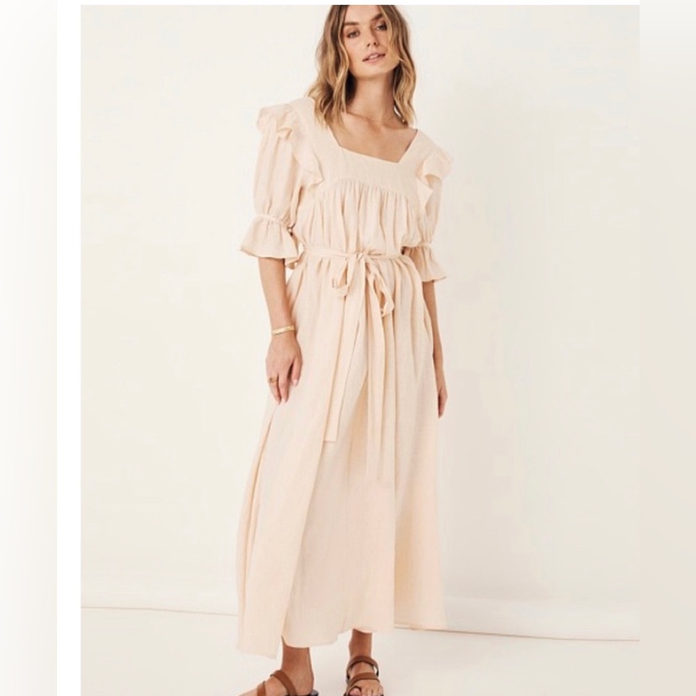 Spell & The Gypsy
Mae Linen Gown Meringue Relax fit NWT 100% Linen